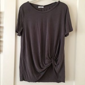 dark mauve Mod Ref knotted tee